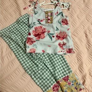 Floral and Checkered Kids Pajamas, sweethoney play set